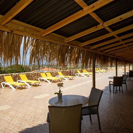 Hillside Resort Bonaire Kralendijk  Exterior foto