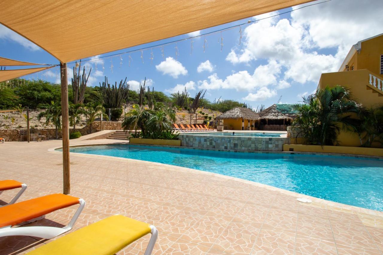Hillside Resort Bonaire Kralendijk  Exterior foto